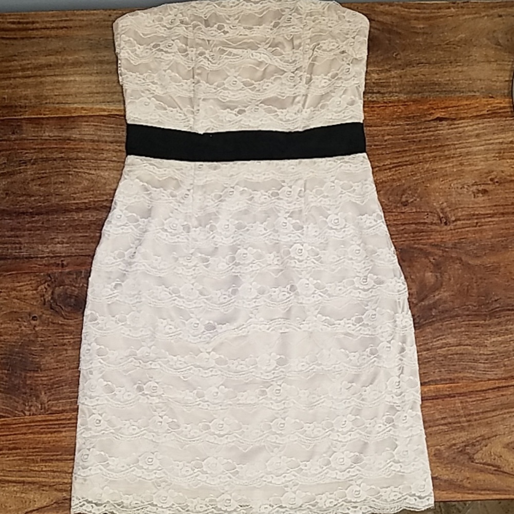 Cream lace dress H&M